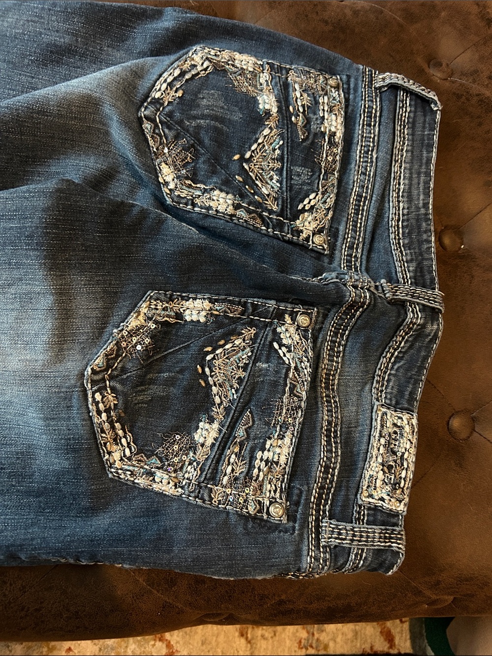 Dark Blue Embroidered Back-Pocket Women’s Jeans Grace Easy Fit